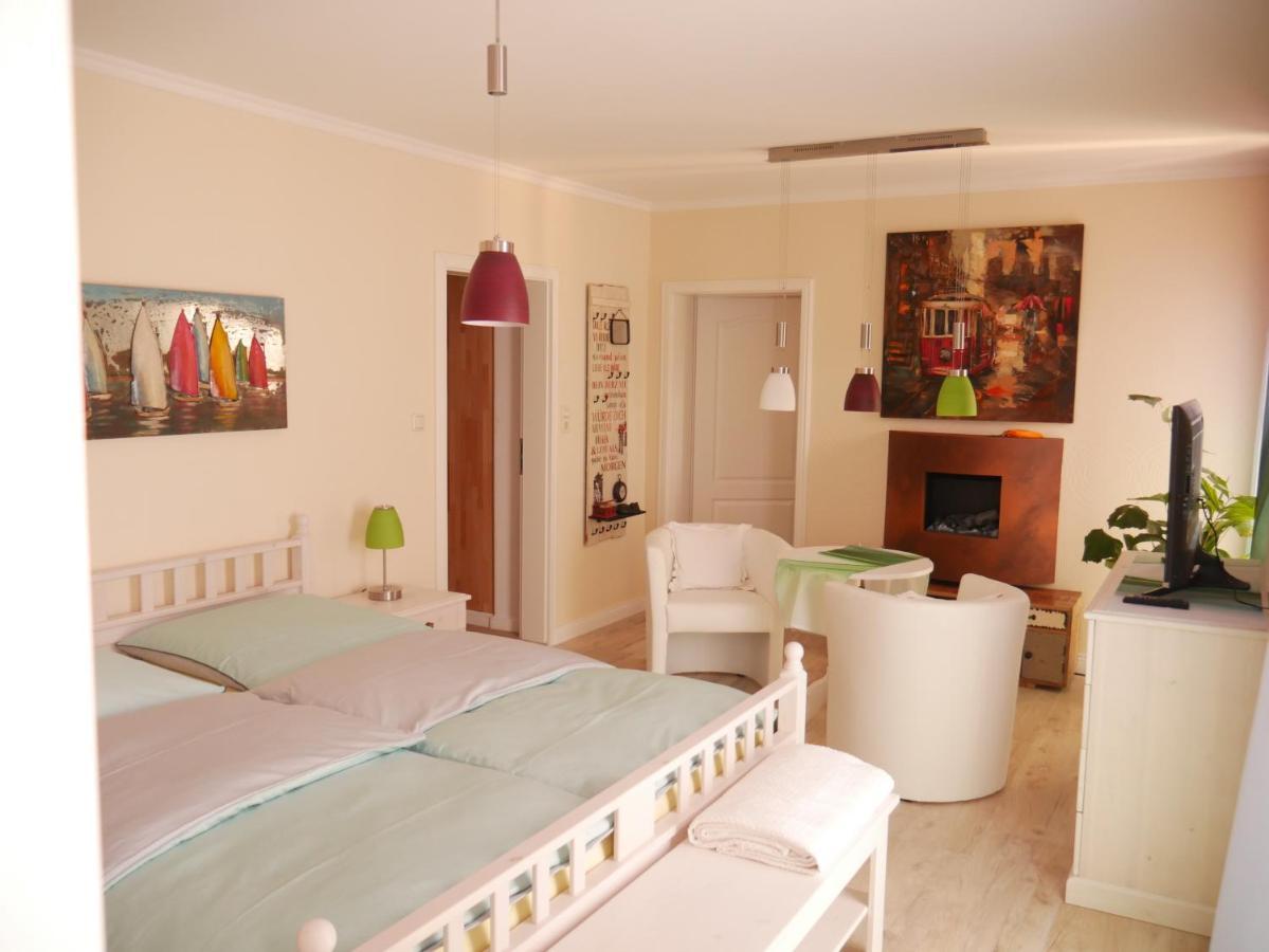 Ferienzimmer Weltenbummler,Rheinsberg Ngoại thất bức ảnh